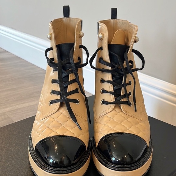 RARE CHANEL BOOTS - very hard to find - only worn one time! - Picture 2 of 2